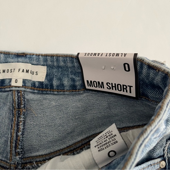 Almost Famous Mom Short - Picture 4 of 7